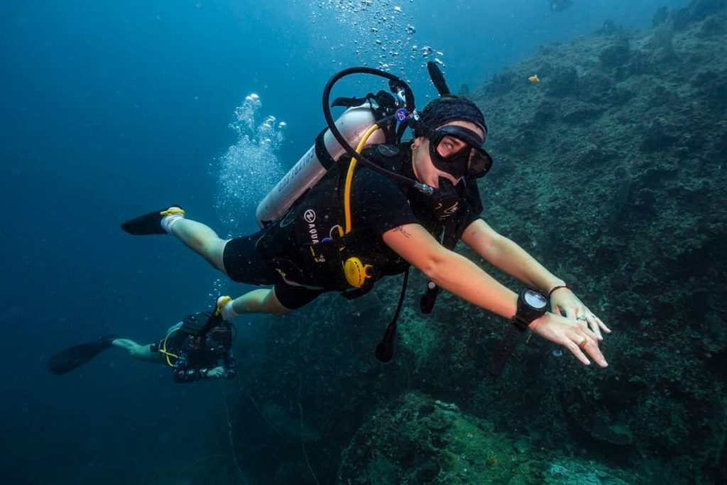 fun diving in koh tao