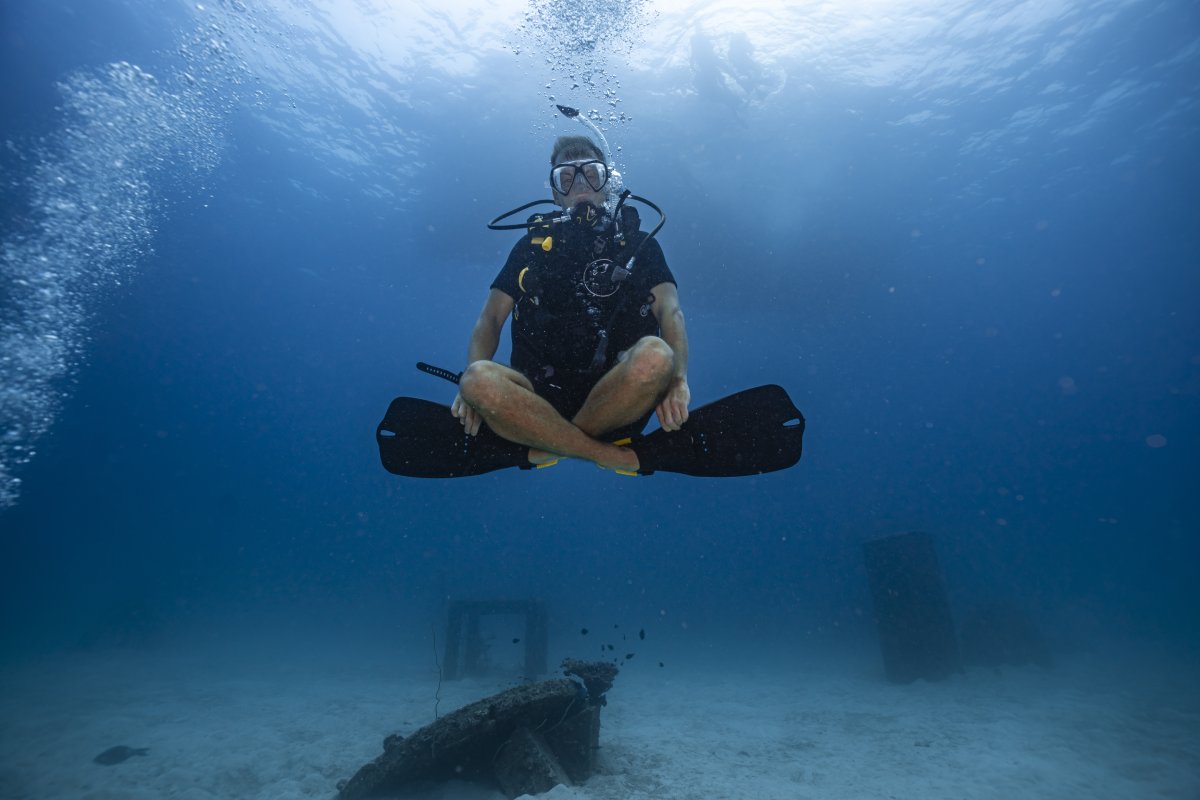 peak performance buoyancy course koh tao