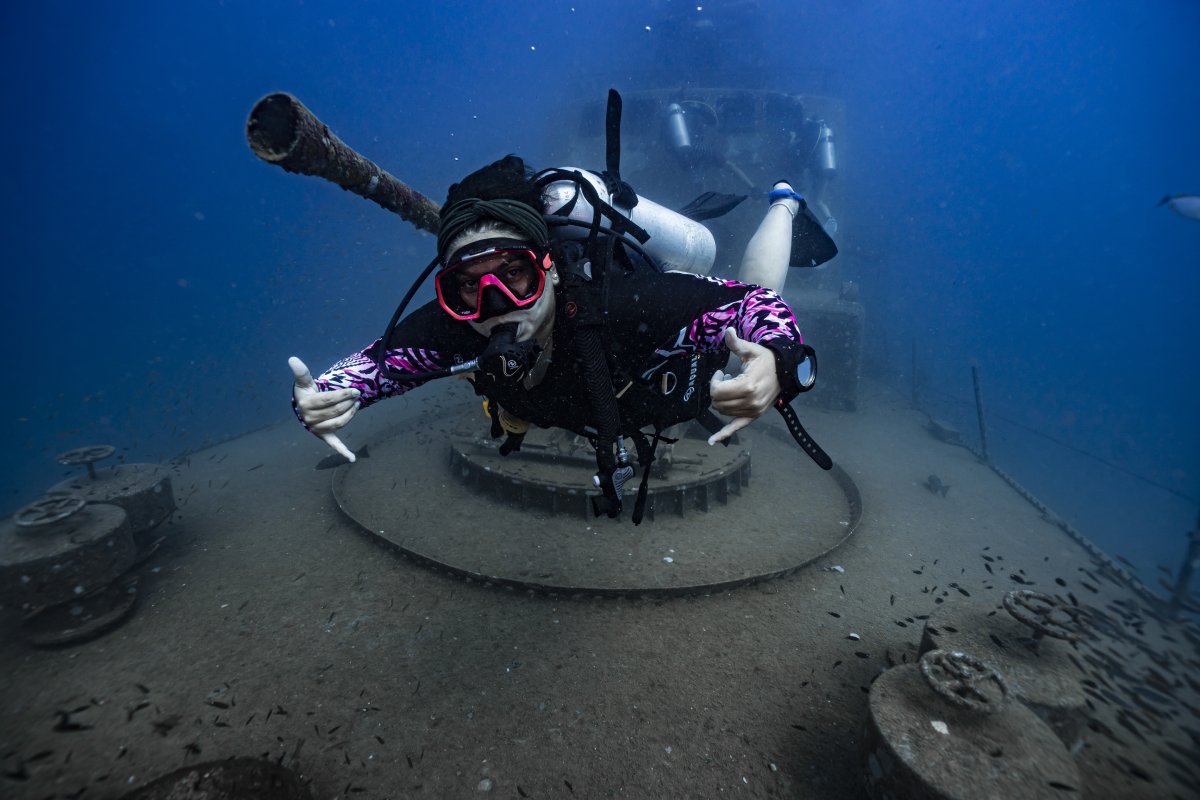 wreck diving certification koh tao Thailand