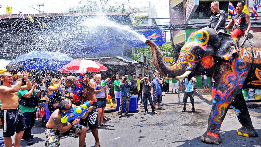 isla-tortuga-divers-koh-tao-songkran