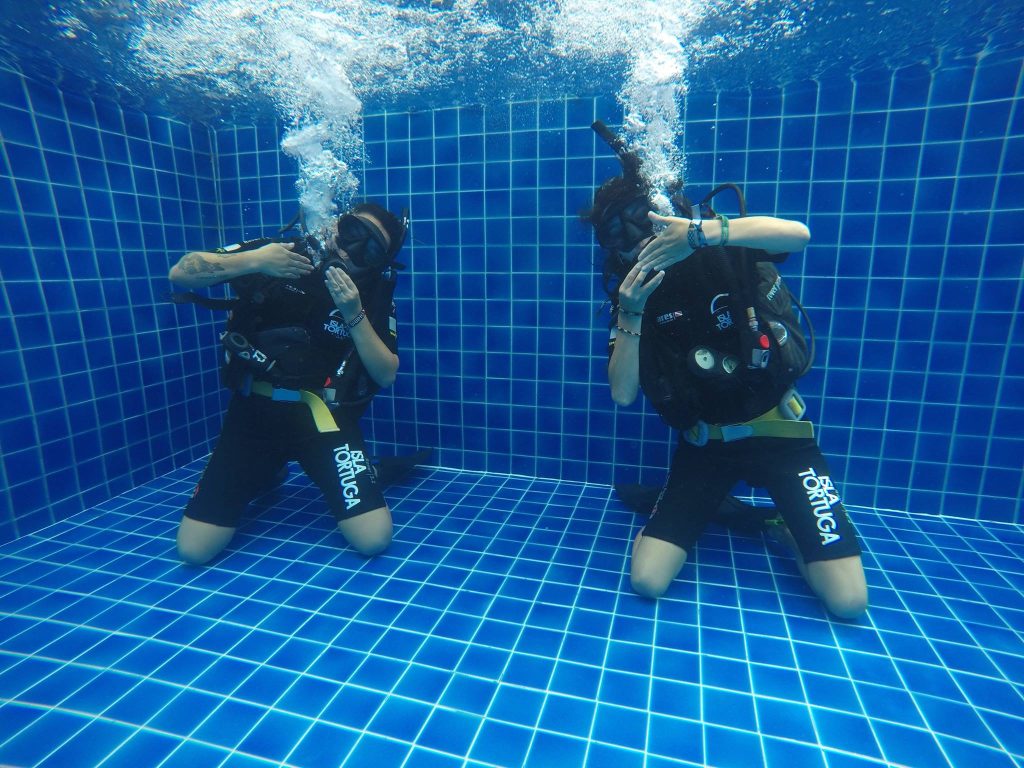 islatortugadivers.com-koh-tao-isla-tortuga-divers-talleres-divemaster-blog